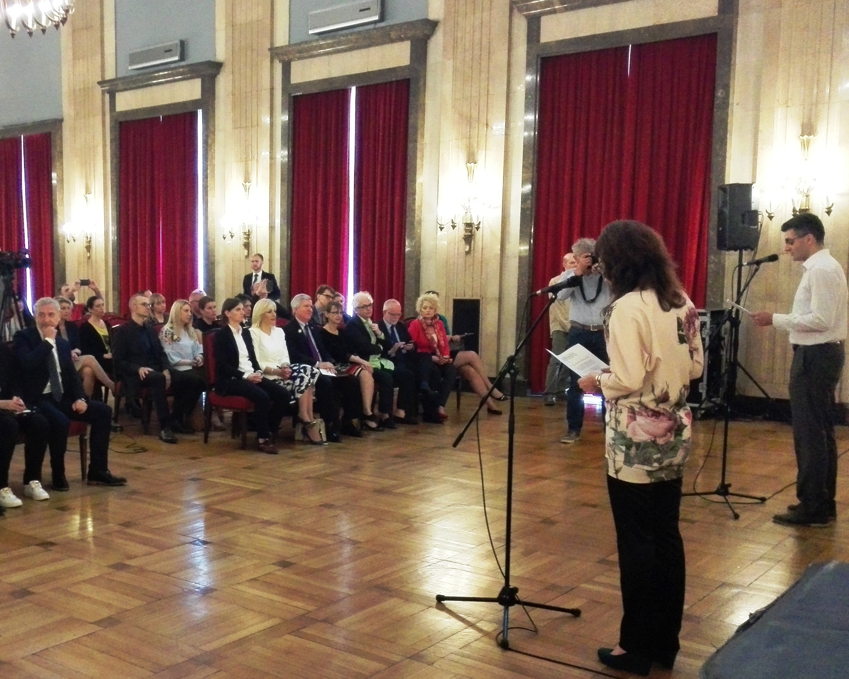 U Skupštini grada Beograda dodeljena peta po redu nagrada "Duga"
